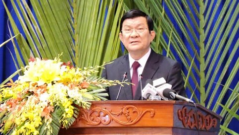 Le Président vietnamien, Truong Tân Sang, prend la parole lors de la cérémonie de célébration du 40e anniversaire de la réunification nationale, le 29 avril dans la province de Long An. Photo: VOV. 