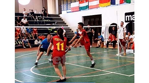 Un match de plumfoot du Vietnam lors de ce Championnat. Photo: VNA.