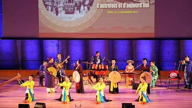 La soirée de musique «Hanoi d’antan et d’aujourd’hui» a eu lieu vendredi soir au siège de l’UNESCO à Paris. 