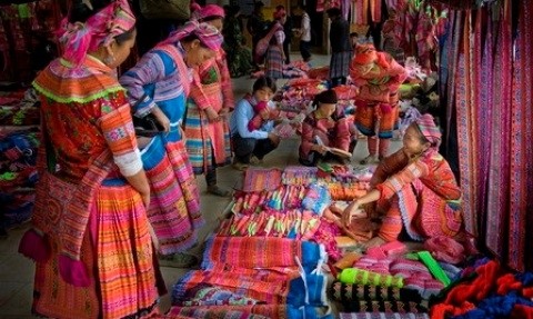 Le marché conserve toujours les caractéristiques originales des peuples des ethnies des hautes terres depuis des générations. Photo: Hoai Thao