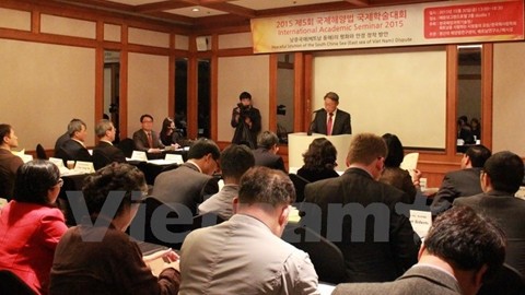 Un séminaire sur la solution pacifique aux différends en Mer Orientale s'est tenu ce vendredi, à Pusan, en R.de Corée. Photo: VNA.