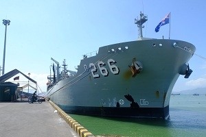 Le pétrolier de la Marine royale australienne "HMAS Sirius". Photo: CPV.