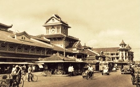 Le marché de Binh Tây dans les années 1950. Photo: CVN.