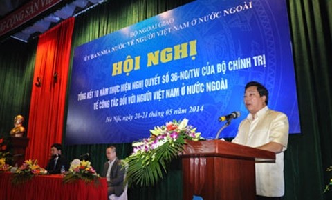 Le Vice-Ministre des Affaires étrangères Nguyên Thanh Son a pris le bilan sur la résolution sur le travail lié aux Viêt kiêu.
