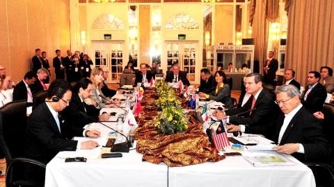 Ouverture de la réunion des ministres sur le TPP à Singapour 