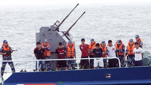 Exercices de lutte contre la piraterie. Photo: Baogiaothong.