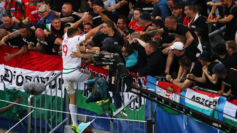 Le buteur Adam Szalai ouvre le compteur des Hongrois dans l'Euro. Photo: Goal.