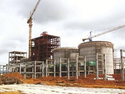 Un coin du complexe de bauxite - aluminium de Tân Rai à la province de Lâm Dông.