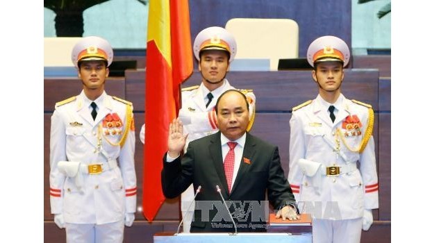Le Premier ministre vietnamien, Nguyên Xuân Phuc, prête serment lors de son investiture. Photo: VNA.