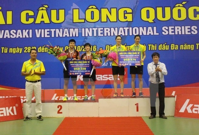 La paire Vu Thi Trang/Nguyên Thi Sen a remporté le double dames. Photo: VNA.