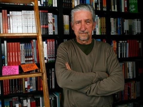 L'activiste américain Tom Hayden.