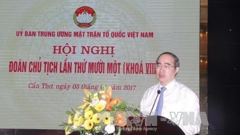 Nguyên Thiên Nhân, Président du CC du FPV, prononce son discours. Photo: VNA.