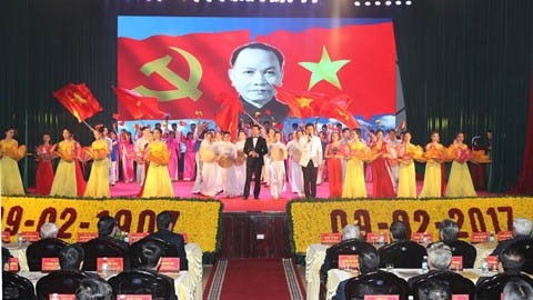 Célébration du 110e anniversaire du secrétaire général du Parti, Truong Chinh (9 février 1907), dans la province de Nam Dinh (au Nord). Photo: VNA/CVN.