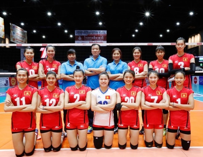 L'équipe vietnamienne U23 lors du Tournoi U23 de volley-ball féminin d'Asie tenu en Thaïlande. Photo: VNA.