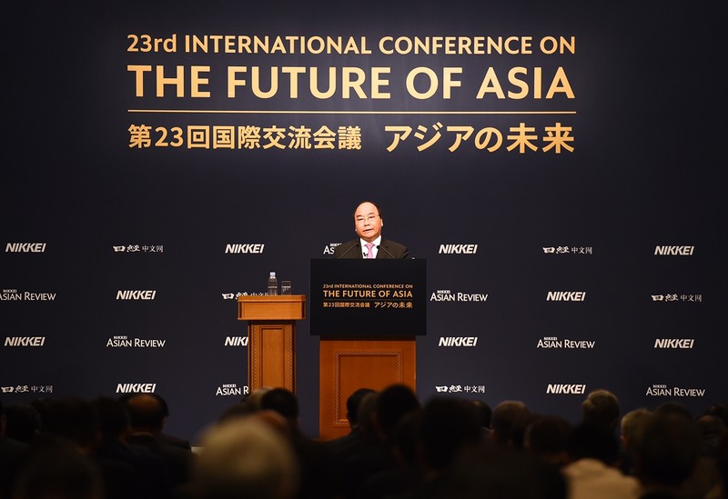 Le PM vietnamien, Nguyên Xuân Phuc, lors de l’ouverture de la 23ème Conférence internationale sur l’avenir de l’Asie, le 5 juin à Tokyo. Photo: VGP.