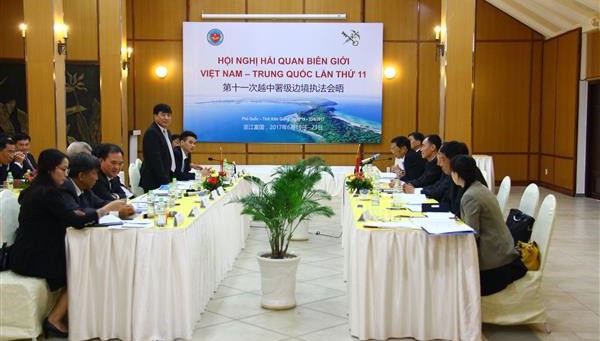 La 11ème Conférence des Douanes frontalières Vietnam - Chine a eu lieu le 20 juin, à Phu Quôc. Photo: baohaiquan.