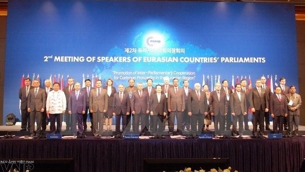 Les chefs des délégations participant à la 2ème conférence des présidents des parlements Asie-Europe en R. de Corée. Photo: VNA.