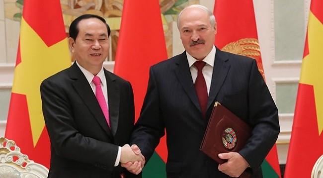 Le Président vietnamien, Trân Dai Quang (à gauche), et son homologue biélorusse, Alexander Lukashenko. Photo: belta.by,