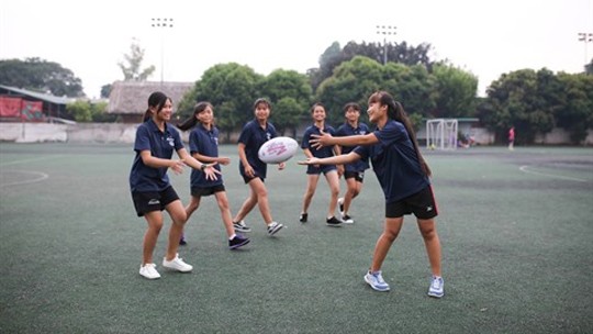 Les joueuses vietnamiennes de rugby de ChildFun s'entraînent à Hoa Binh (au Nord). Photo: ChildFun/CVN.