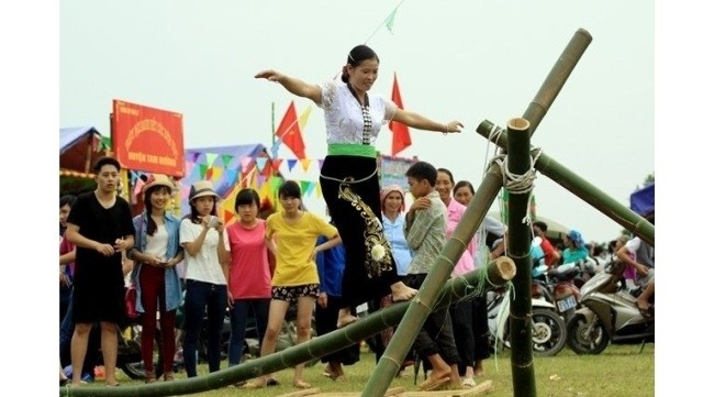 Le Têt de l'Indépendance à Tam Duong est une fête commune où les habitants peuvent  se rencontrer, s'amuser, etc. Photo : NDEL. 