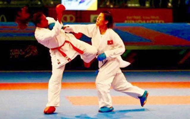 Nguyên Thi Ngoan a décroché une médaille d’or dans la catégorie 61 kg, au Championnat mondial de karaté à Leipzig. Photo : VOV.