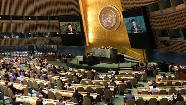 Le Vice-Premier ministre et ministre des Affaires étrangères du Vietnam, Pham Binh Minh, prononce un discours lors du débat général de la 72ème session de l'Assemblée générale de l’ONU, le 22 septembre, à New York, aux États-Unis. Photo : cand.com.vn.