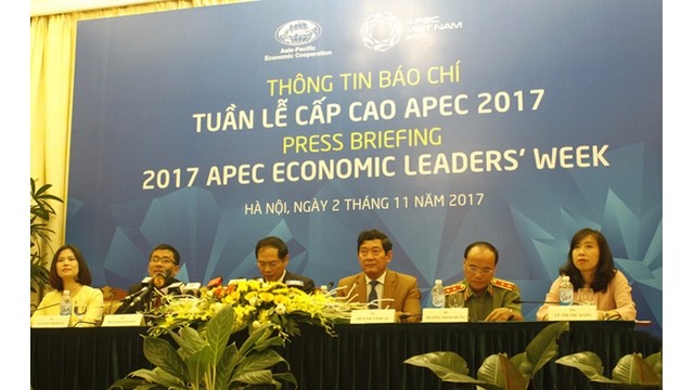 Le point presse tenu à Hanoi sur la Semaine du Sommet de l’APEC-2017. Photo: http://vtv.vn