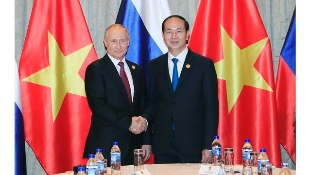 Le Président vietnamien Trân Dai Quang (à droite) et son homologue russe Vladimir Poutine, le 10 novembre, à Dà Nang (au Centre). Photo : VGP.