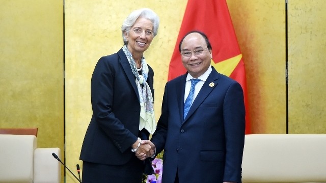 Le PM Nguyên Xuân Phuc (à droite) a reçu 10 novembre la directrice exécutive du FMI, Christine Lagarde. Photo : VGP.