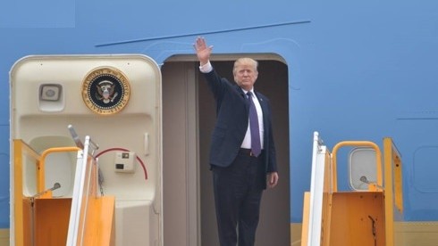 Le Président des États-Unis Donald Trump a quitté, dimanche après-midi, 12 novembre, Hanoï. Photo: VOV.