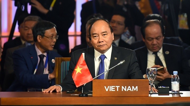 Le PM vietnamien, Nguyên Xuân Phuc (au centre). Photo : VGP.
