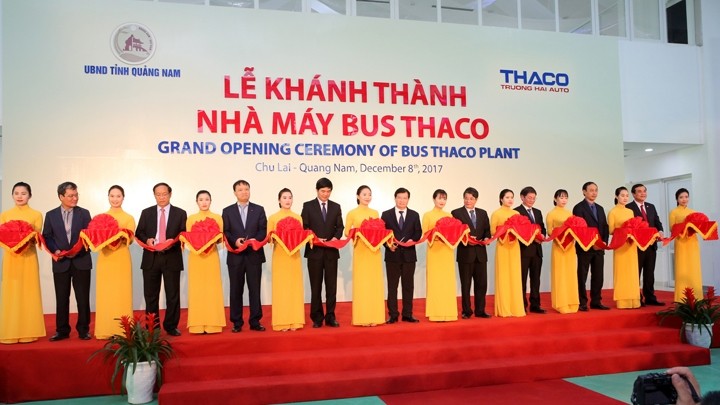 La cérémonie d’inauguration de l’usine de fabrication d’autobus de Thaco, le 8 décembre. Photo : VGP.