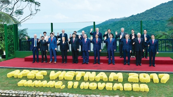Les dirigeants participant au Sommet de l'APEC 2017 à Da Nang (Centre). Photo: baoquocte.