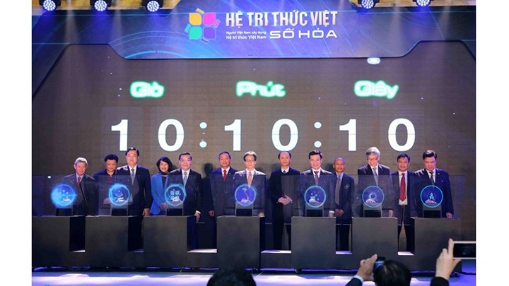 La cérémonie de lancement. Photo : http://cand.com.vn 