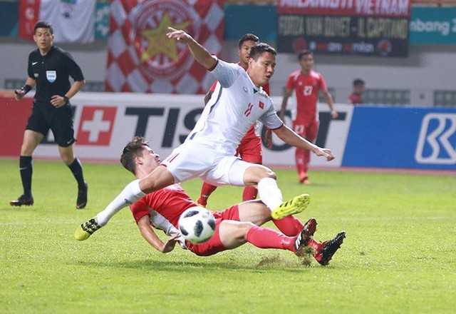 L’attaquant Anh Duc a marqué le premier but pour l’équipe de football du Vietnam. Photo : ttvn.vn 