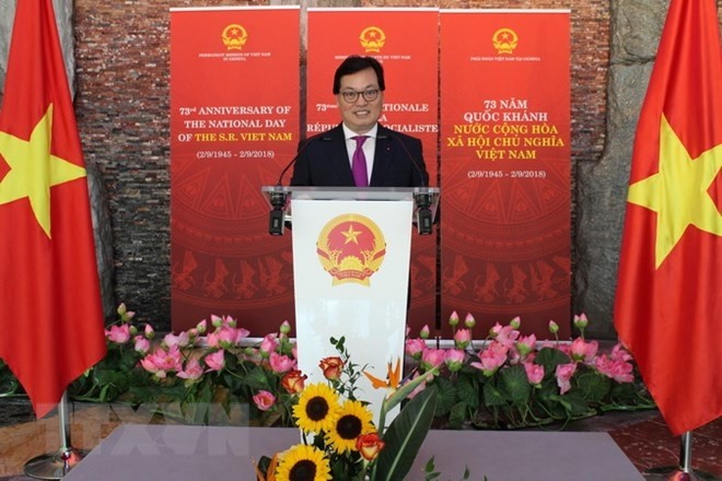 L’ambassadeur Duong Chi Dung lors de son allocution. Photo : VNA.