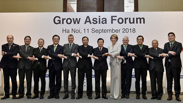  Le Forum de croissance de l’Asie a eu le lieu le 11 septembre à Hanoi dans le cadre du WEF ASEAN 2018. Photo : VGP.