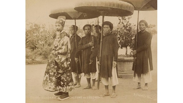 Le mandarin Nguyên Trong Hiêp avec son escorte à Hanoi à la fin de XIXe siècle. Photo : http://cand.com.vn/
