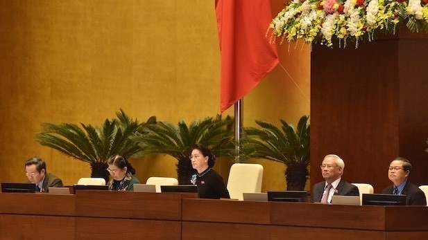 Lors du 10e journée de travail de la 6e session de l’AN (XIVe législature), le 1er novembre à Hanoi. Photo : NDEL.