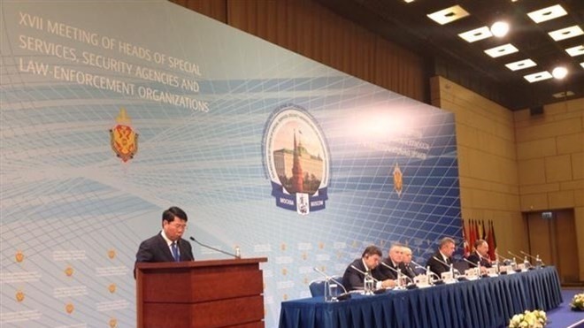 Le vice-ministre vietnamien de la Sécurité publique Bùi Van Nam prend la parole lors de la conférence. Photo : VNA.