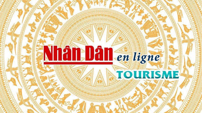 Les premiers touristes vietnamiens en Égypte arrivent à Hô Chi Minh-Ville