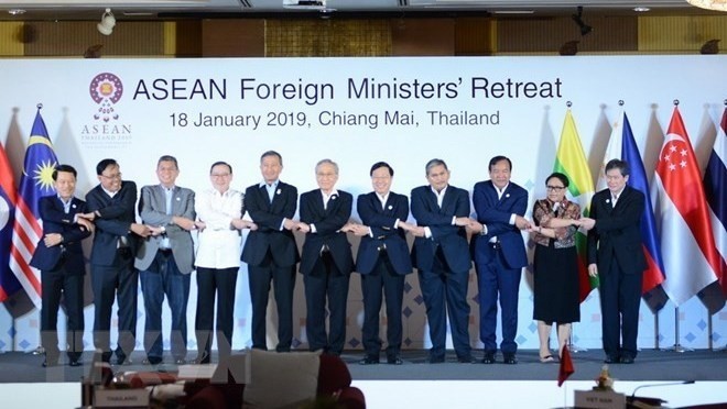 Les ministres des AE de l'ASEAN participent à la réunion ministérielle restreinte de l'ASEAN. Photo: VNA.
