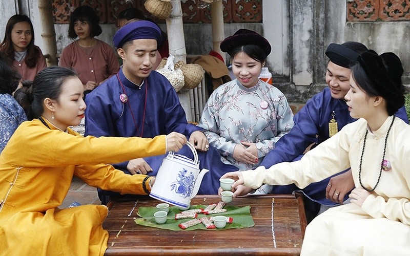 Le programme crée une ambiance du Têt d’antan. Photo : Anh Quân/NDEL.
