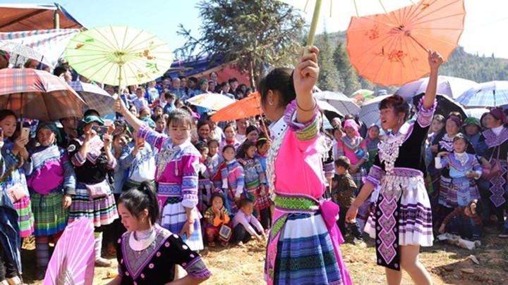 Fête de Say San, un trait culturel spécial de l’ethnie Mông dans les provinces du Nord-Ouest du Vietnam lors de l’arrivée du printemps. Photo : NDEL.