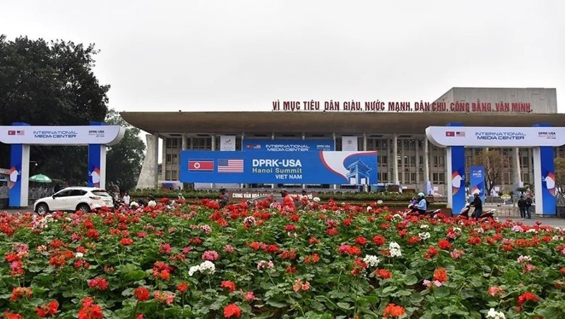 La capitale Hanoi fait peau neuve pour saluer le 2e Sommet RPDC - États-Unis. Photo : Duy Linh/NDEL.