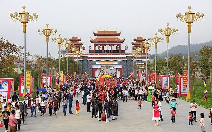 La zone de Tây Thiên attire toujours de nombreux habitants et visiteurs à l’occasion du début du printemps. Photo : NDEL.