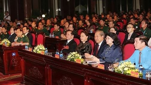 La Présidente de l'Assemblée nationale, Nguyên Thi Kim Ngân et les délégués lors du programme. Photo : VNA.