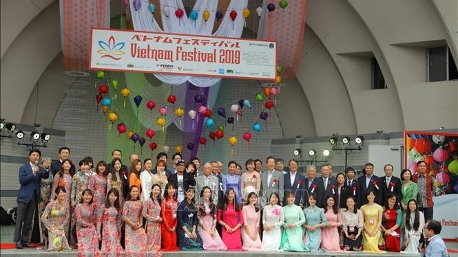 Cérémonie d'inauguration du Festival du Vietnam au Japon 2019, le 8 juin à Tokyo. Photo : VNA.