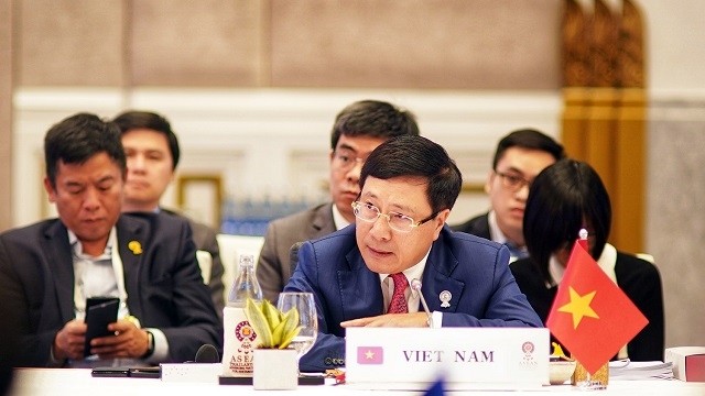 Le Vice-PM et ministre vietnamien des Affaires étrangères, Pham Binh Minh, lors de la conférence des ministres des Affaires étrangères de l’ASEAN, le 22 juin en Thaïlande. Photo : VGP.