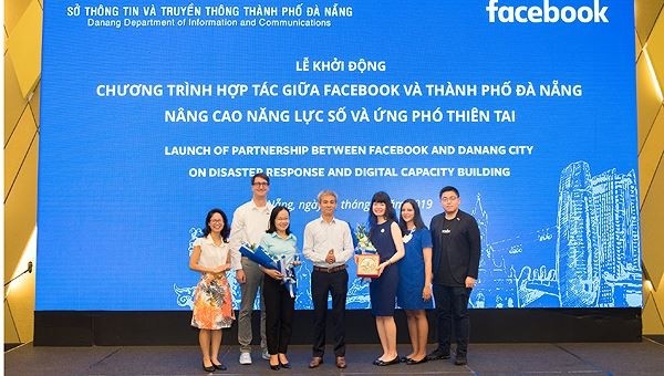 Le lancement d’un partenariat entre Facebook et la ville de Dà Nang, le 31 juillet dans la ville de Dà Nang (au Centre). Photo : VGP.